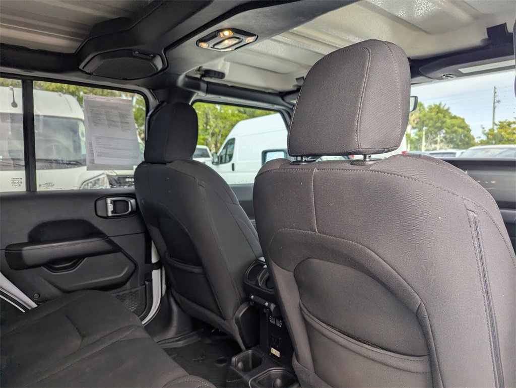 Used 2023 Jeep Wrangler Sahara image 12