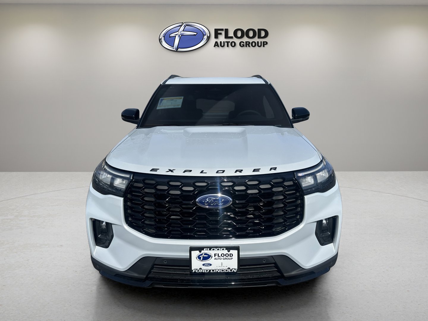 New 2026 Ford Explorer ST-Line w/ ST-Line Street Pack image 2