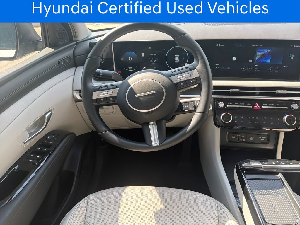 Certified 2025 Hyundai Tucson Limited AWD/4WD image 16