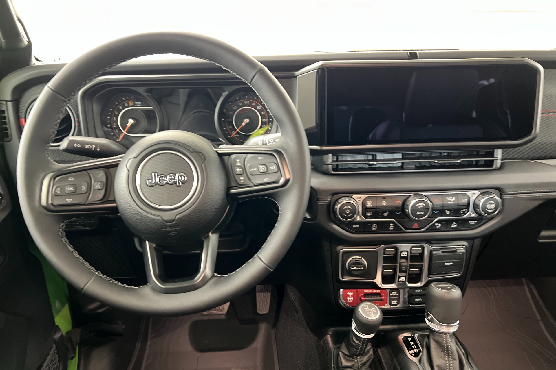 New 2025 Jeep Gladiator Rubicon AWD/4WD image 12
