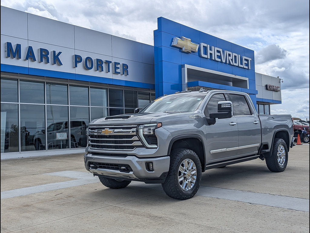 Used 2024 Chevrolet Silverado 2500 High Country w/ High Country Premium Package AWD/4WD image 1