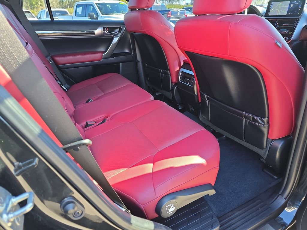 Used 2023 Lexus GX 460 Premium w/ Premium Package image 14