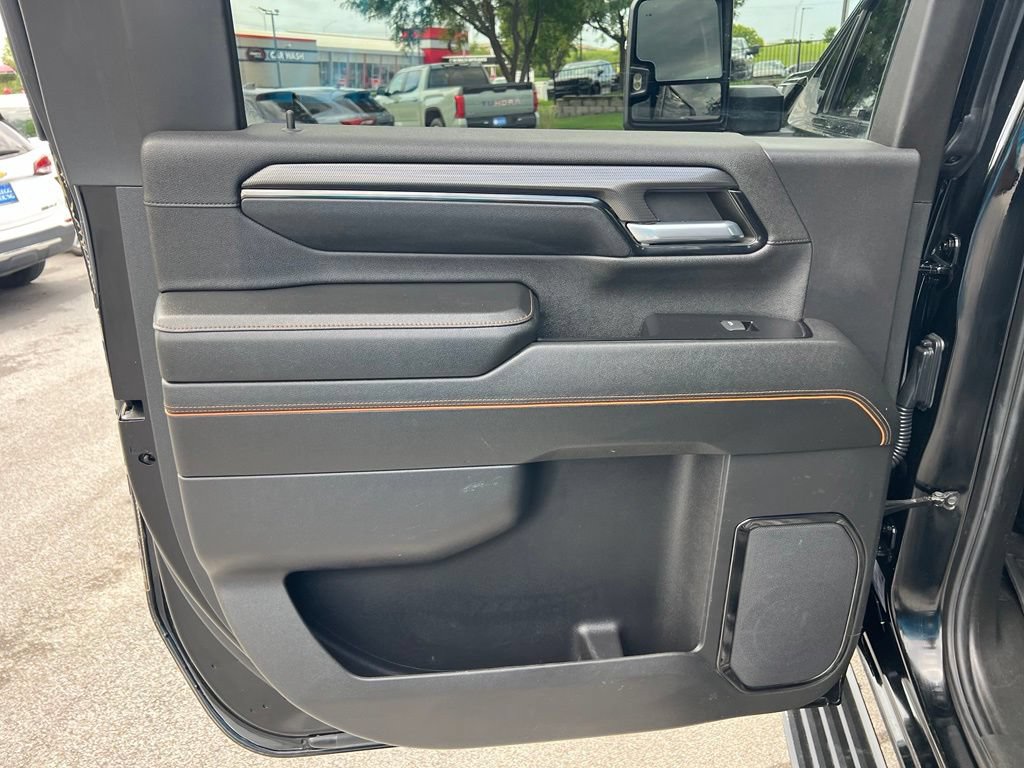 Used 2024 GMC Sierra 3500 AT4 w/ AT4 Premium Plus Package AWD/4WD image 20