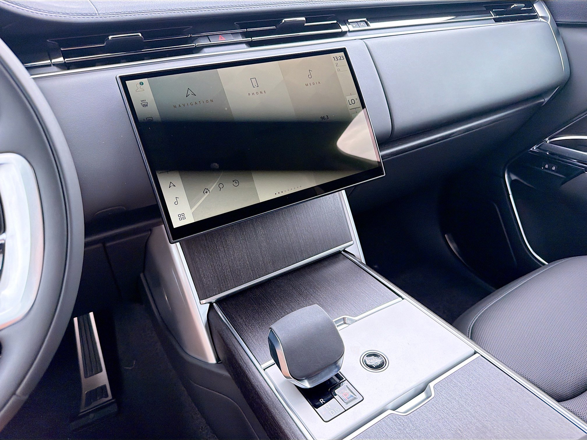 New 2026 Land Rover Range Rover SE AWD/4WD image 29