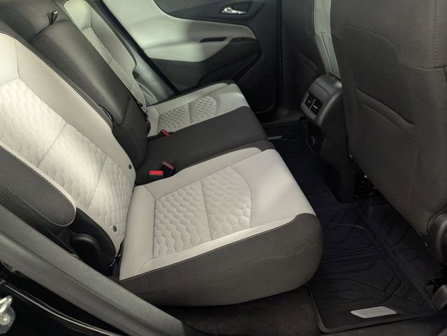 Used 2018 Chevrolet Equinox LT image 30