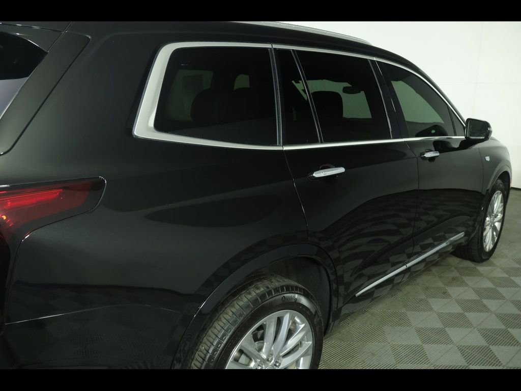 Used 2025 Cadillac XT6 Premium Luxury w/ LPO, Floor Liner Package image 21