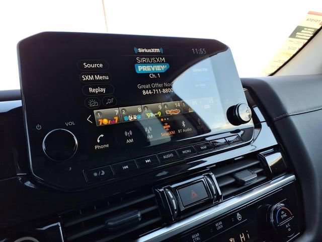 Used 2024 Nissan Pathfinder SL w/ Cargo Package image 25