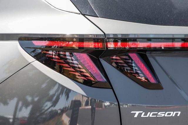 Certified 2025 Hyundai Tucson Limited FWD image 10