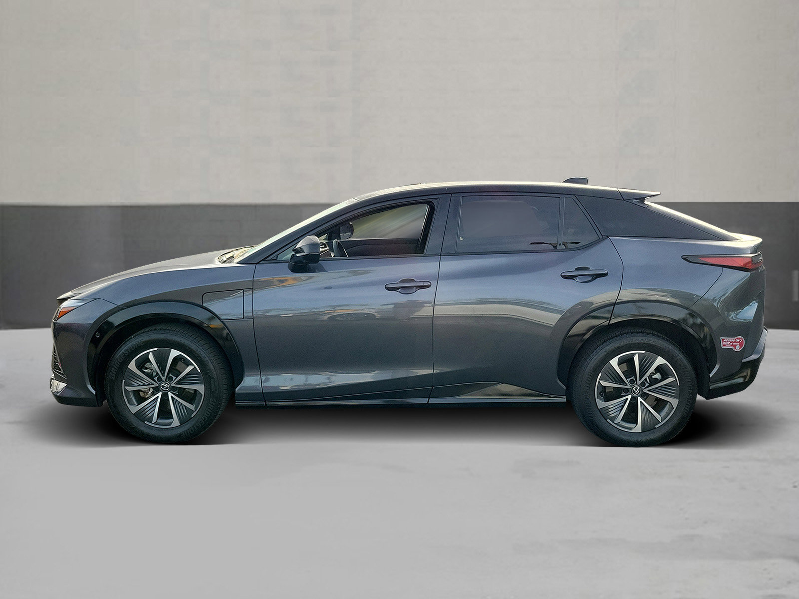 Used 2023 Lexus RZ 450e Premium w/ Technology Package image 3