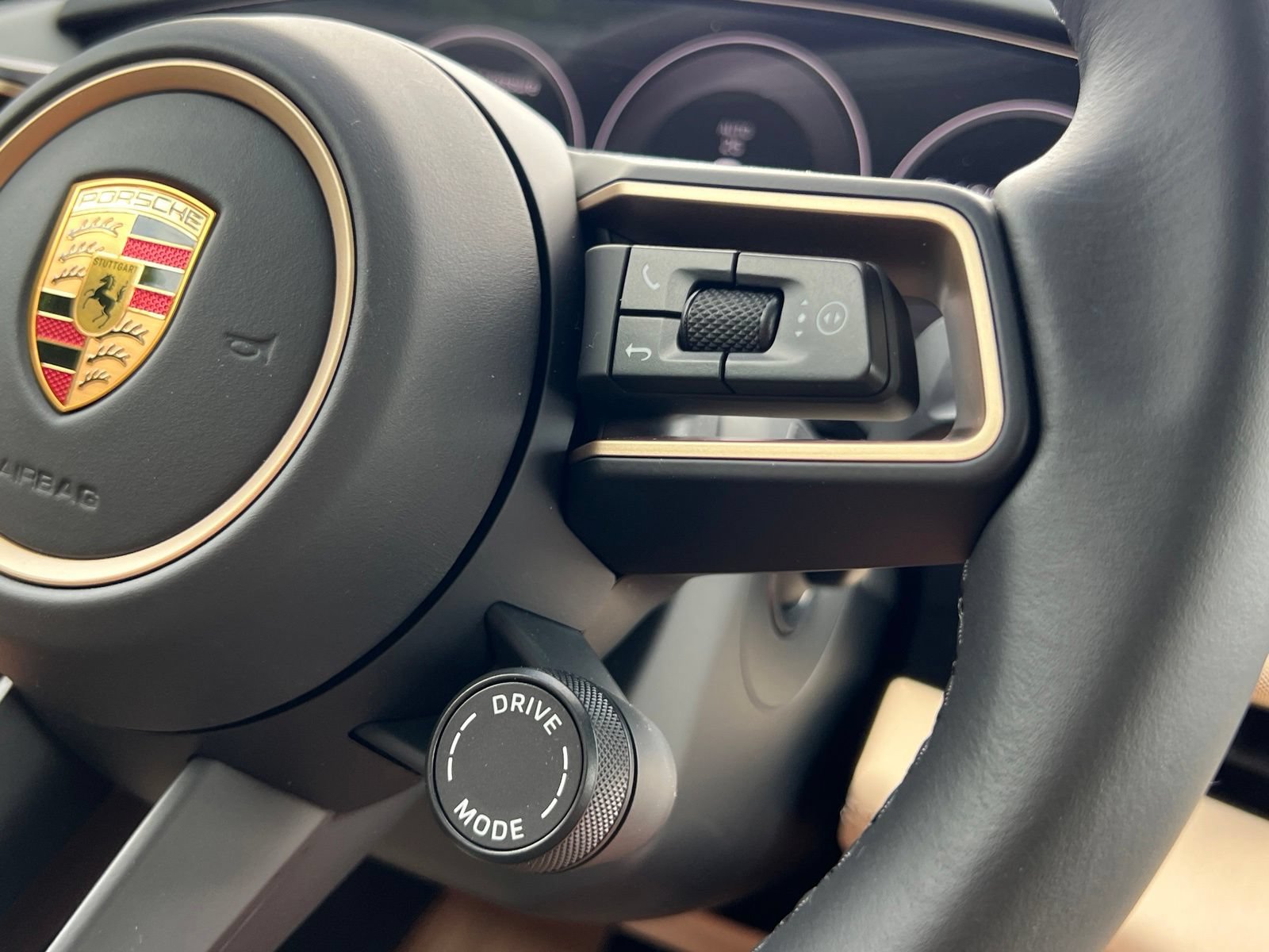 New 2026 Porsche Taycan AWD/4WD image 27