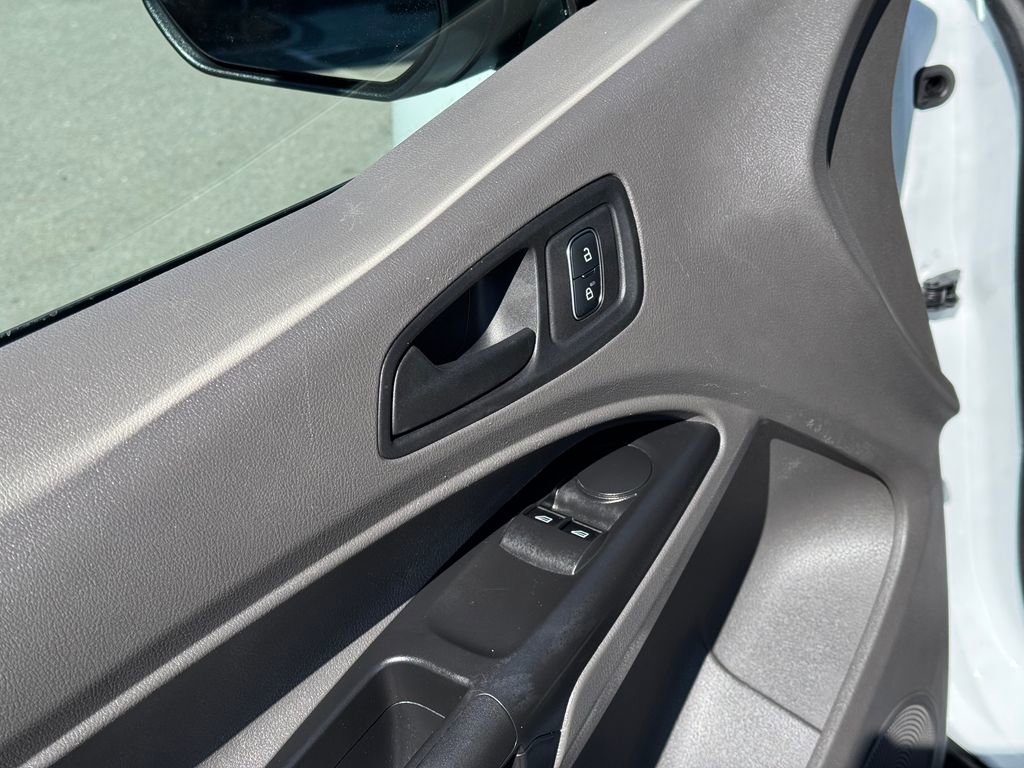 Used 2022 Ford Transit Connect XL image 16