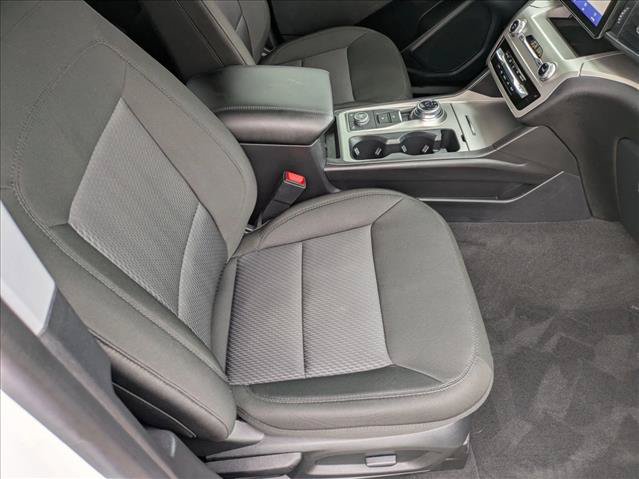 Used 2022 Ford Explorer XLT AWD/4WD image 20
