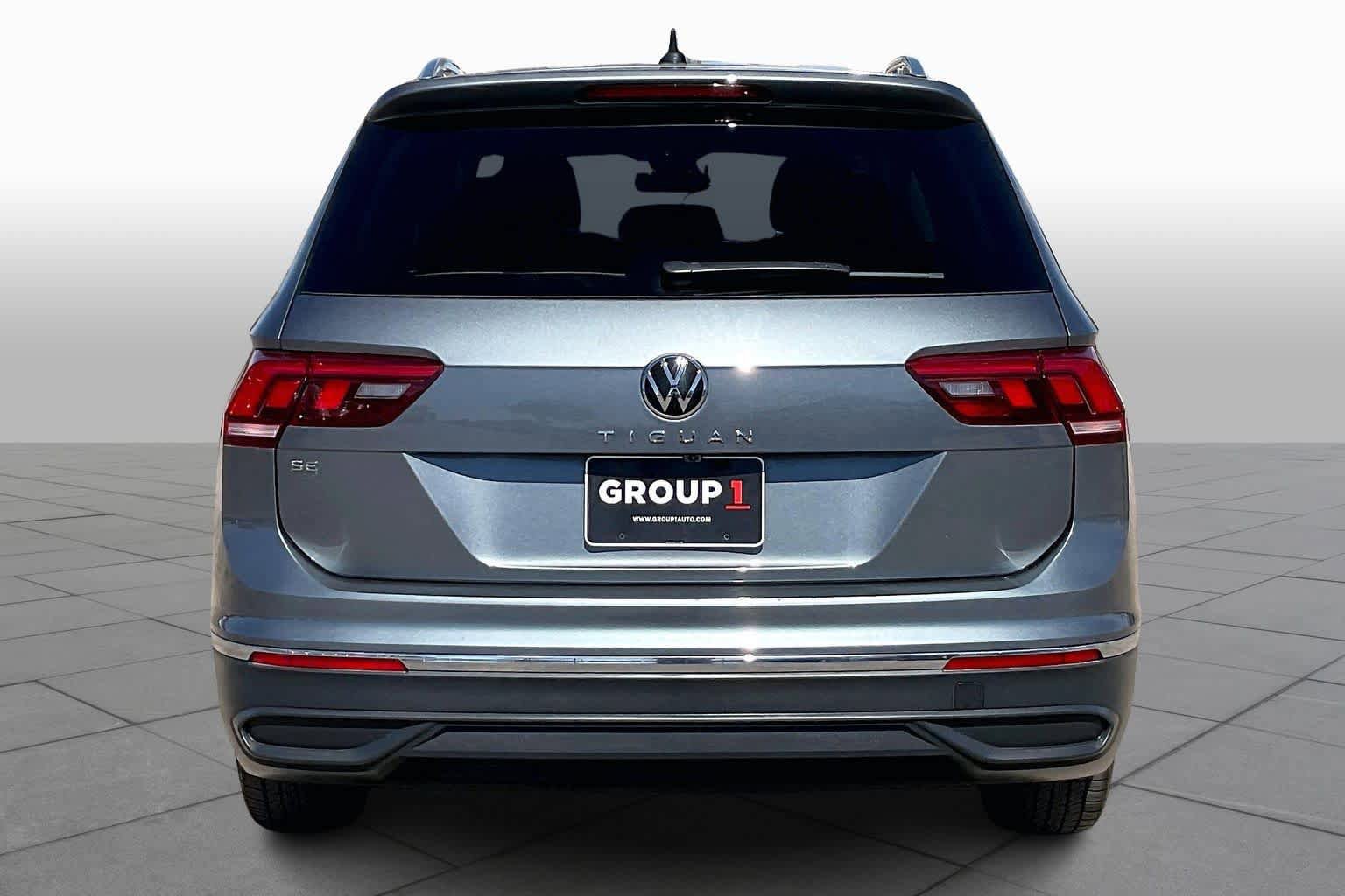 Used 2024 Volkswagen Tiguan SE FWD image 5