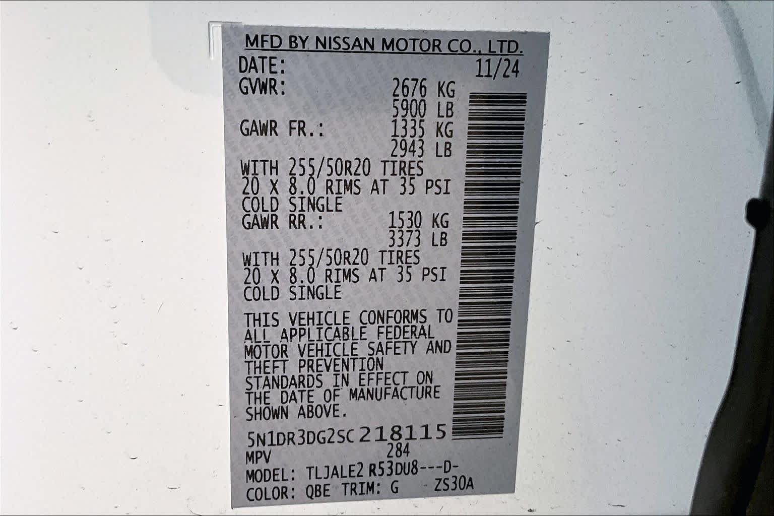 Used 2025 Nissan Pathfinder Platinum w/ Cargo Package FWD image 34