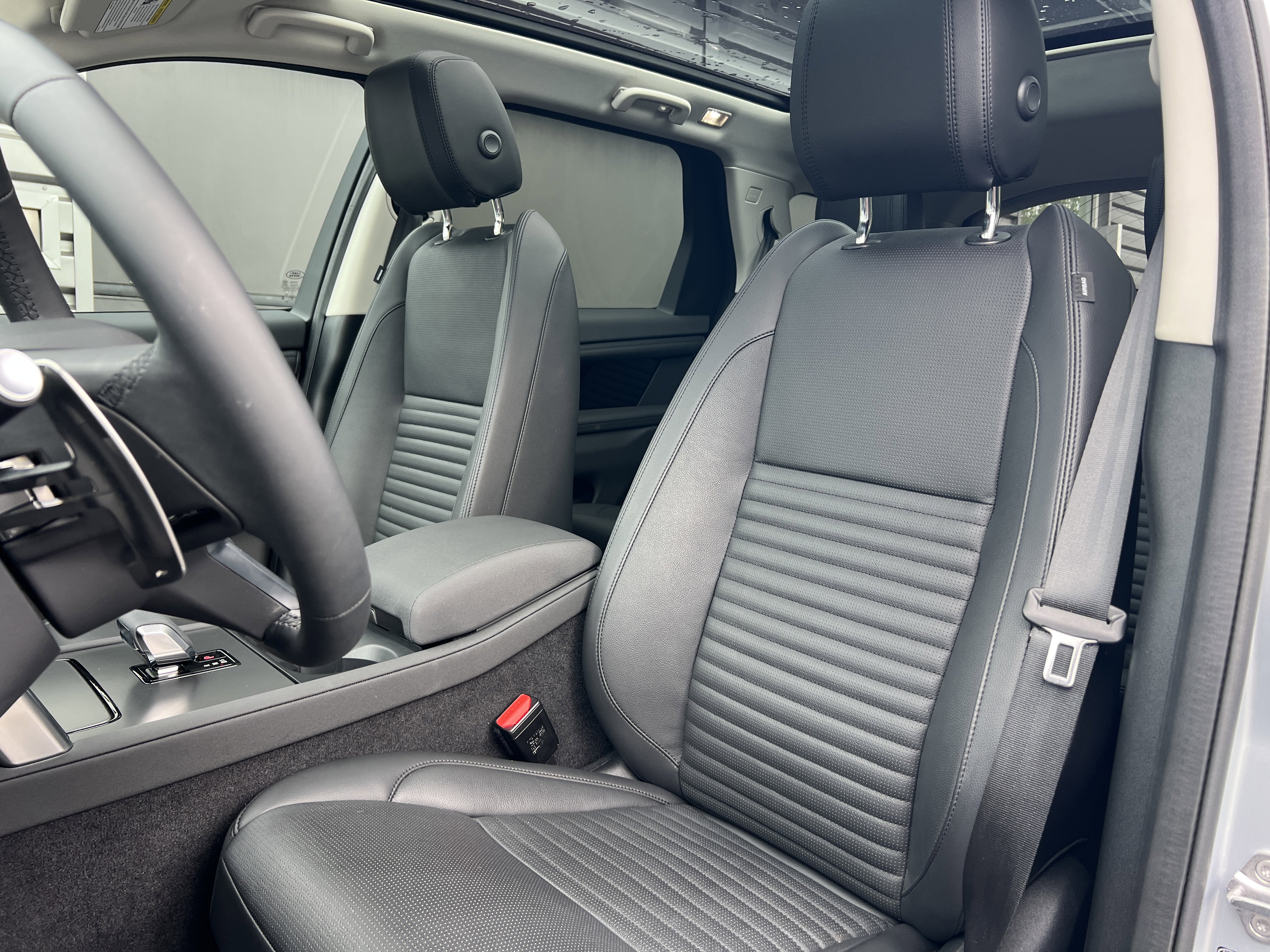 Certified 2024 Land Rover Discovery Sport S image 22