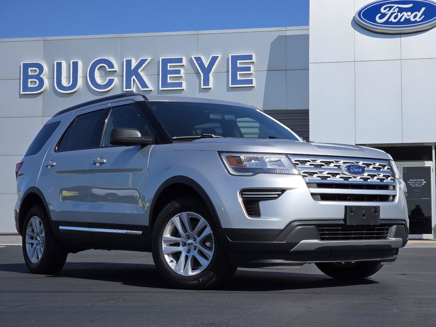 Used 2019 Ford Explorer XLT AWD/4WD image 2