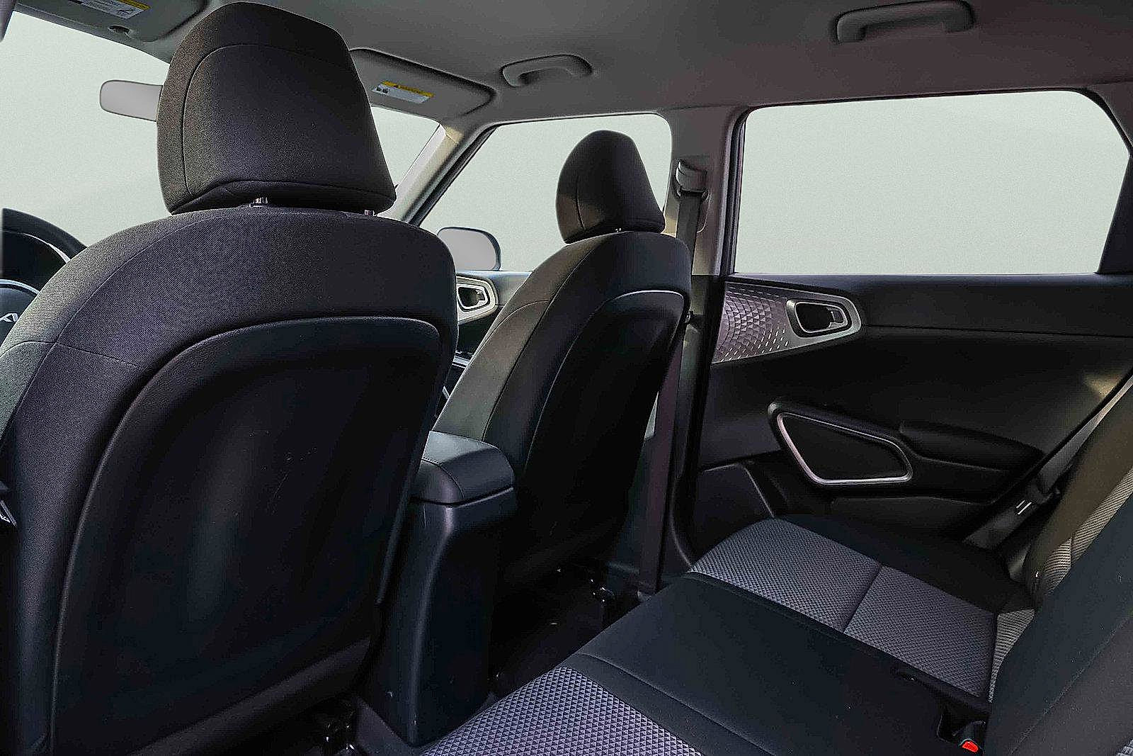 Certified 2023 Kia Soul LX w/ LX Technology Package image 22