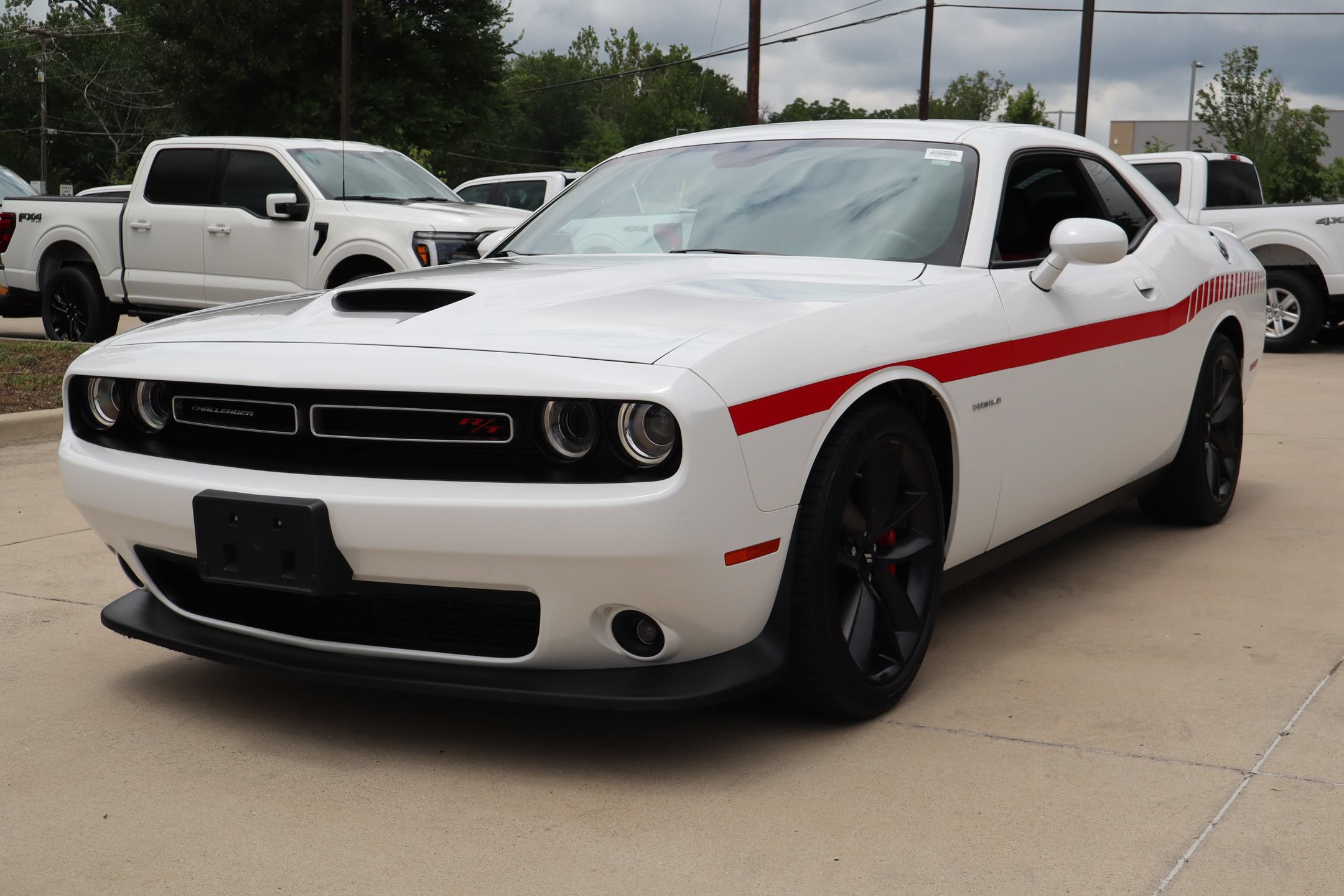 Used 2022 Dodge Challenger R/T w/ Plus Package RWD image 8