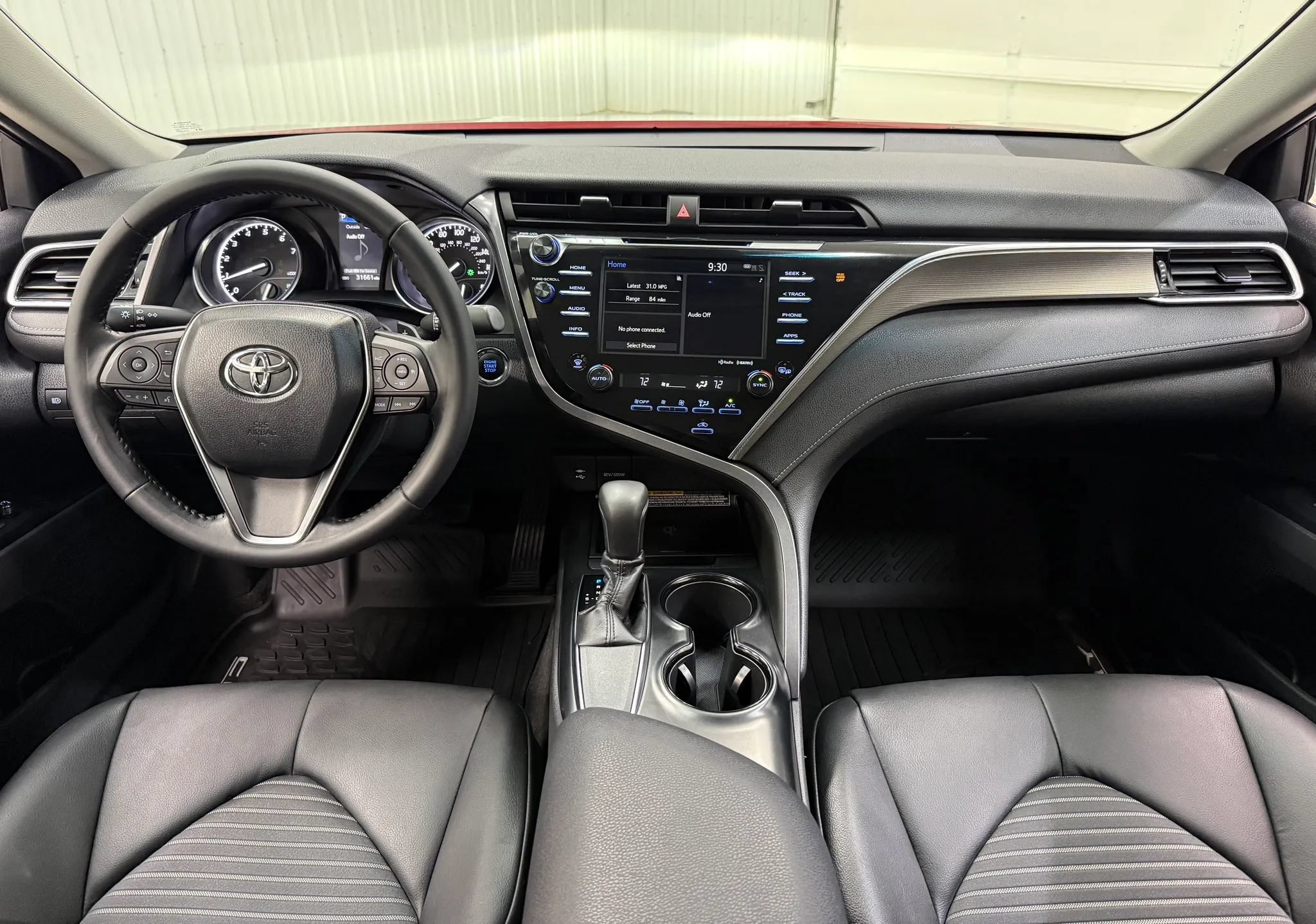 Used 2018 Toyota Camry SE w/ Audio Package FWD image 13