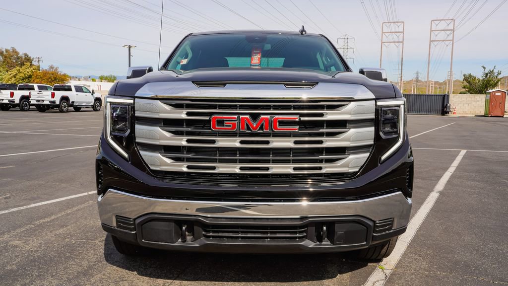 New 2026 GMC Sierra 1500 SLE w/ Max Trailering Package AWD/4WD image 4