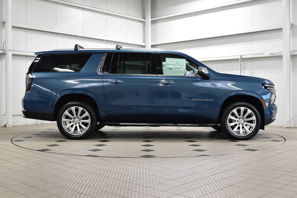 New 2026 Chevrolet Suburban Premier AWD/4WD image 9