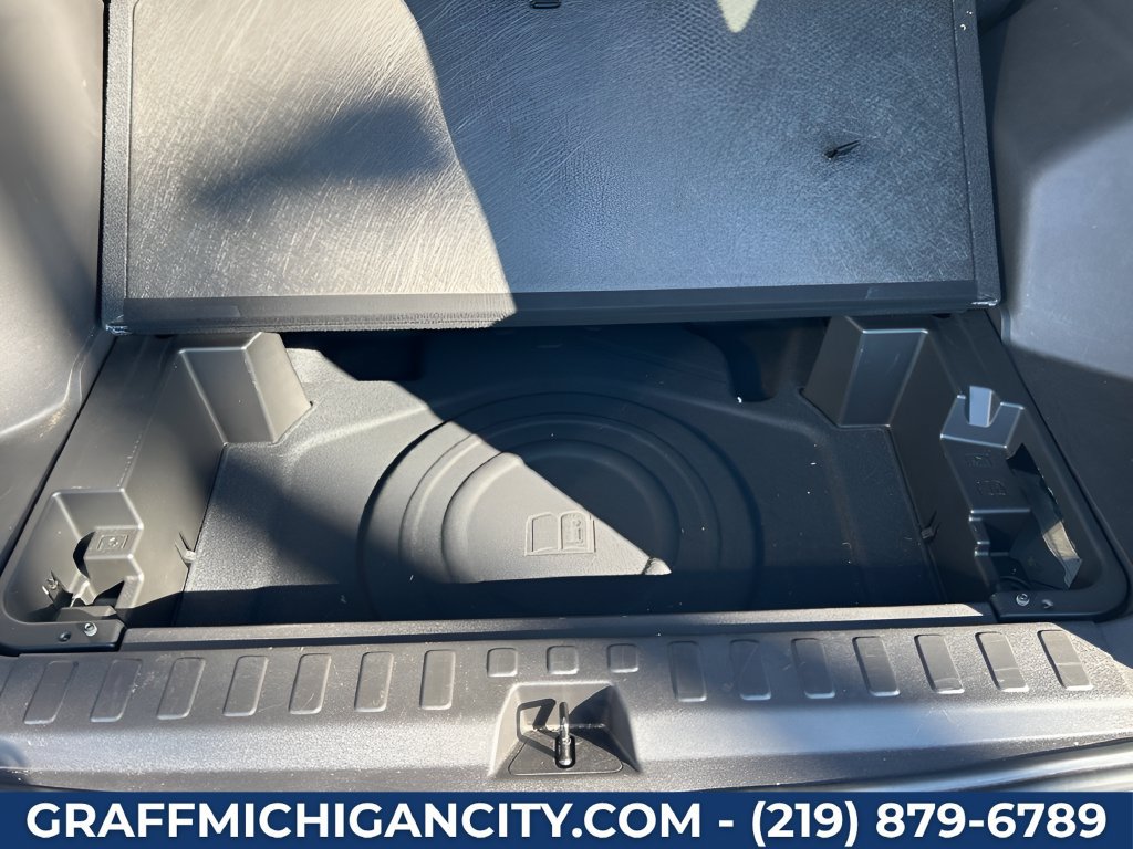 Used 2024 Chevrolet Equinox LT AWD/4WD image 15
