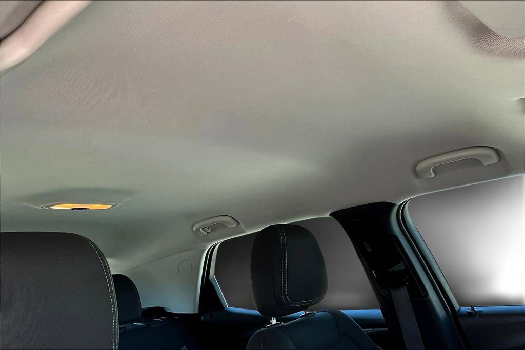 Used 2022 Chevrolet TrailBlazer LS image 29