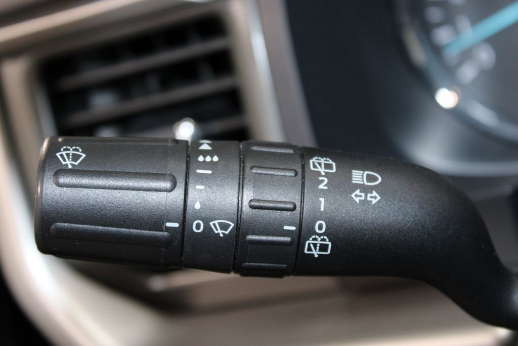 Used 2024 Ford Expedition Max XLT image 44