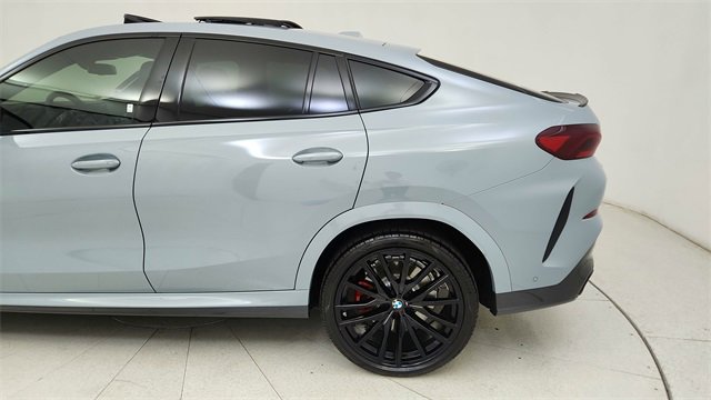 Used 2025 BMW X6 M60i image 10
