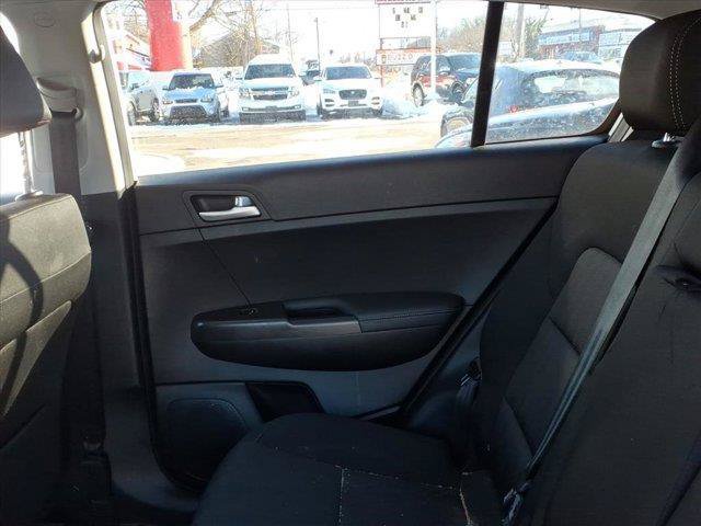 Used 2019 Kia Sportage LX AWD/4WD image 12