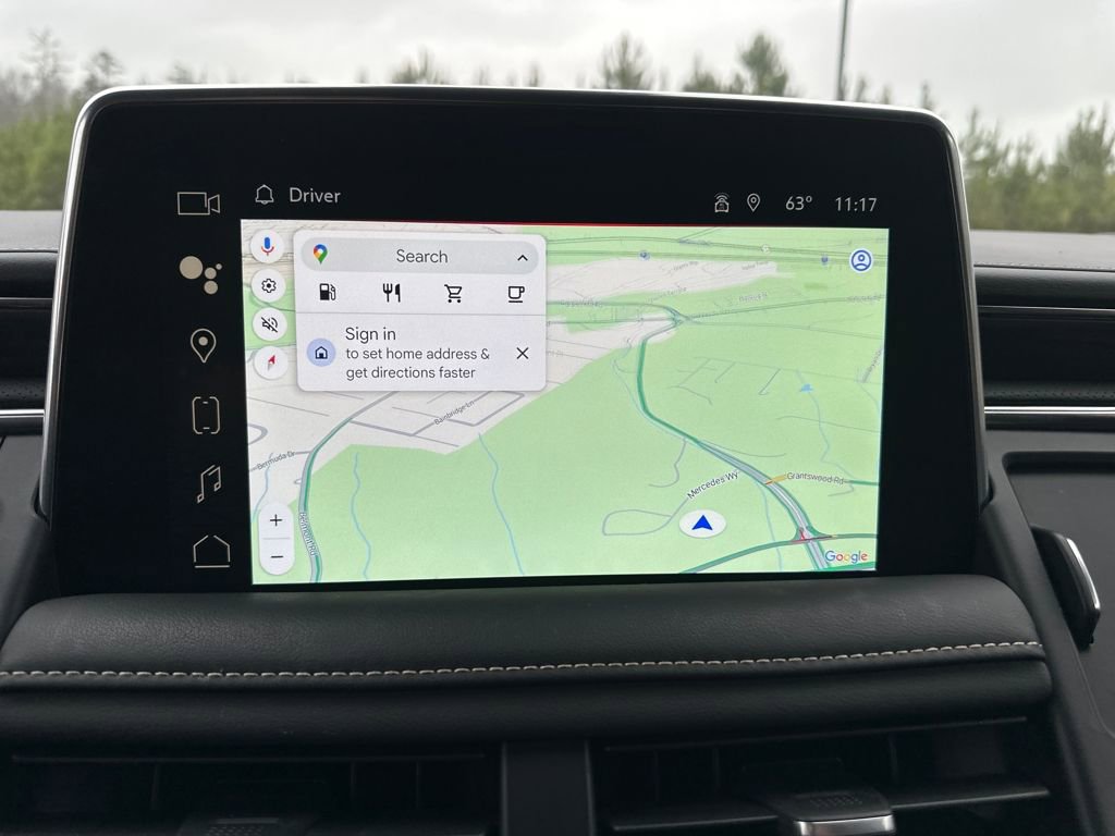 Used 2023 GMC Yukon SLT w/ SLT Luxury Package image 8