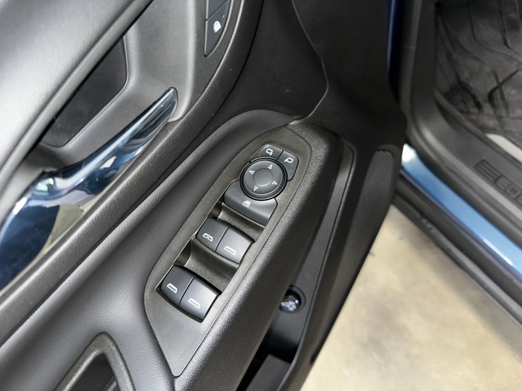 Certified 2024 Chevrolet Equinox LT w/ LPO, Floor Liner Package image 5