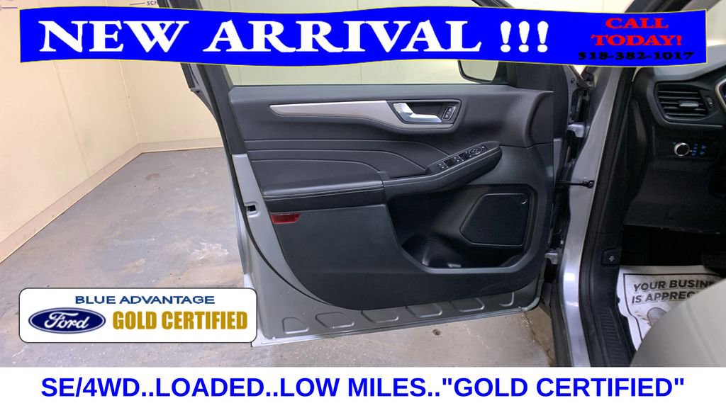 Used 2021 Ford Escape SE image 23