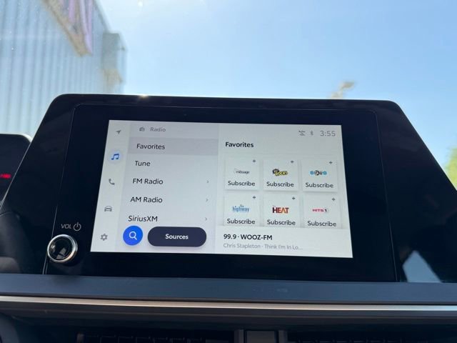 Used 2025 Toyota Prius XLE FWD image 20