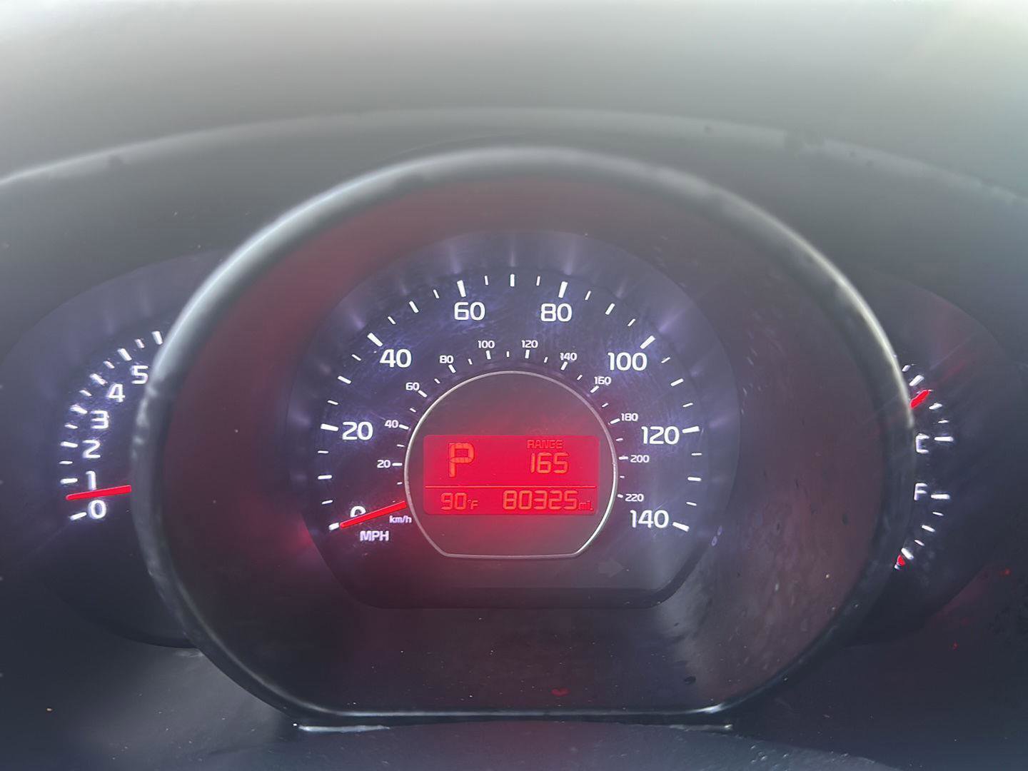 Used 2015 Kia Soul + image 17