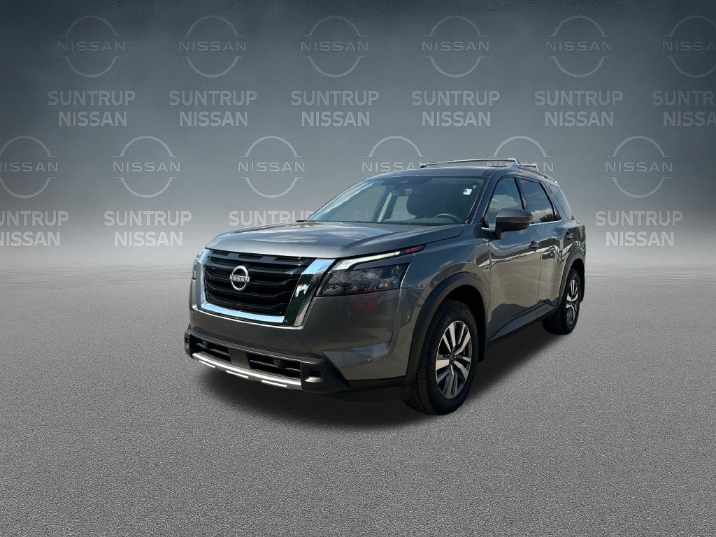 Used 2025 Nissan Pathfinder SL FWD image 32