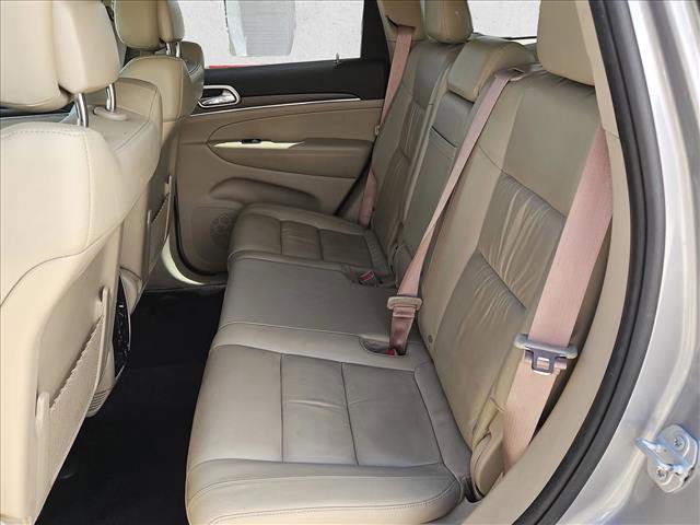 Used 2016 Jeep Grand Cherokee Limited AWD/4WD image 20
