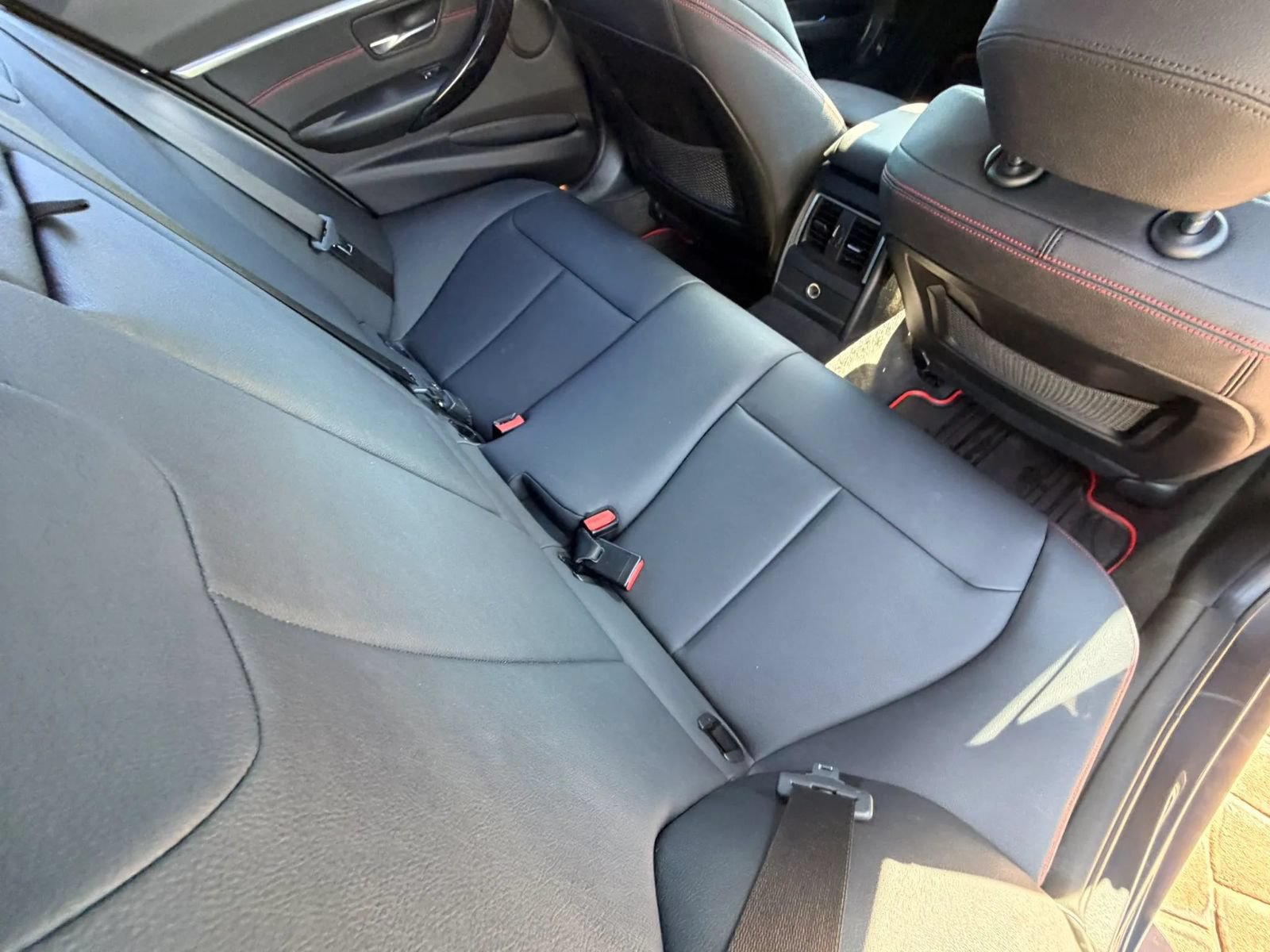 Used 2017 BMW 330i Sedan RWD image 12