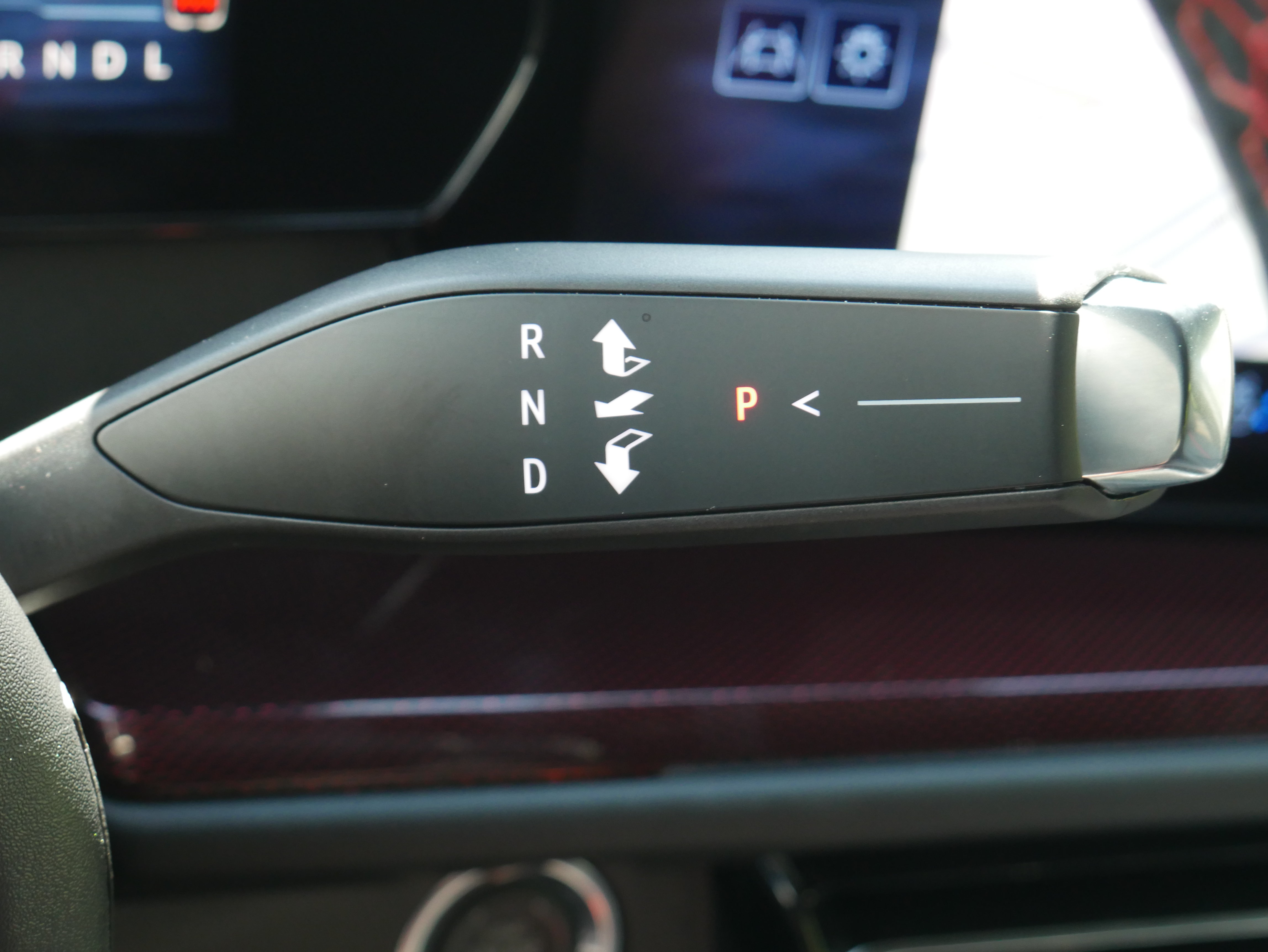 Certified 2026 Chevrolet Traverse RS AWD/4WD image 29