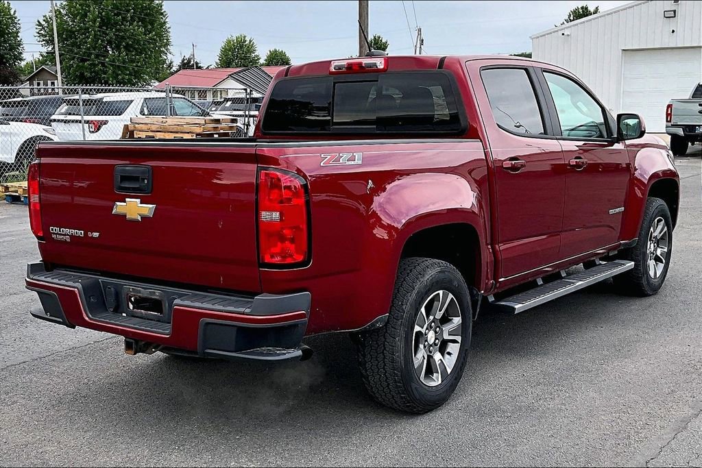 Used 2017 Chevrolet Colorado Z71 AWD/4WD image 9