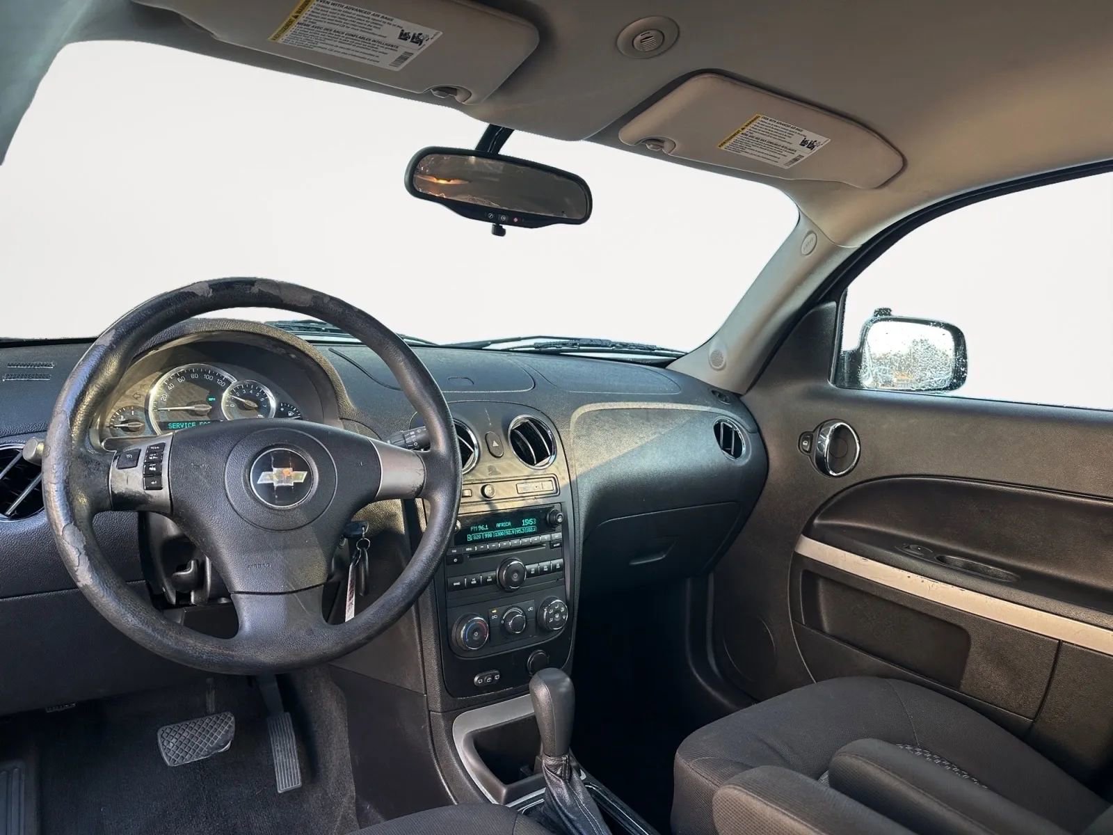 Used 2010 Chevrolet HHR LT image 12