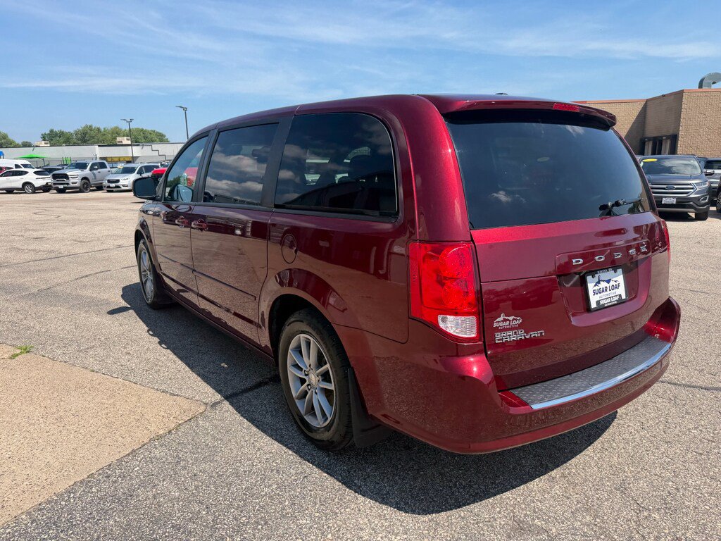Used 2017 Dodge Grand Caravan SE FWD image 6