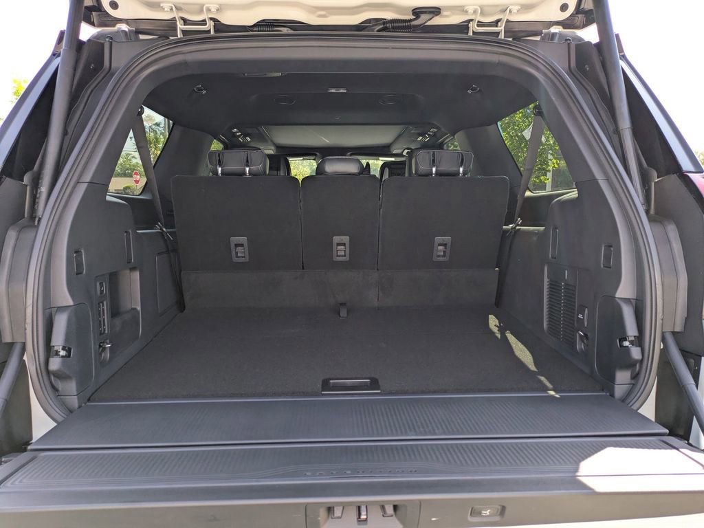 New 2026 Ford Expedition Max Platinum image 13