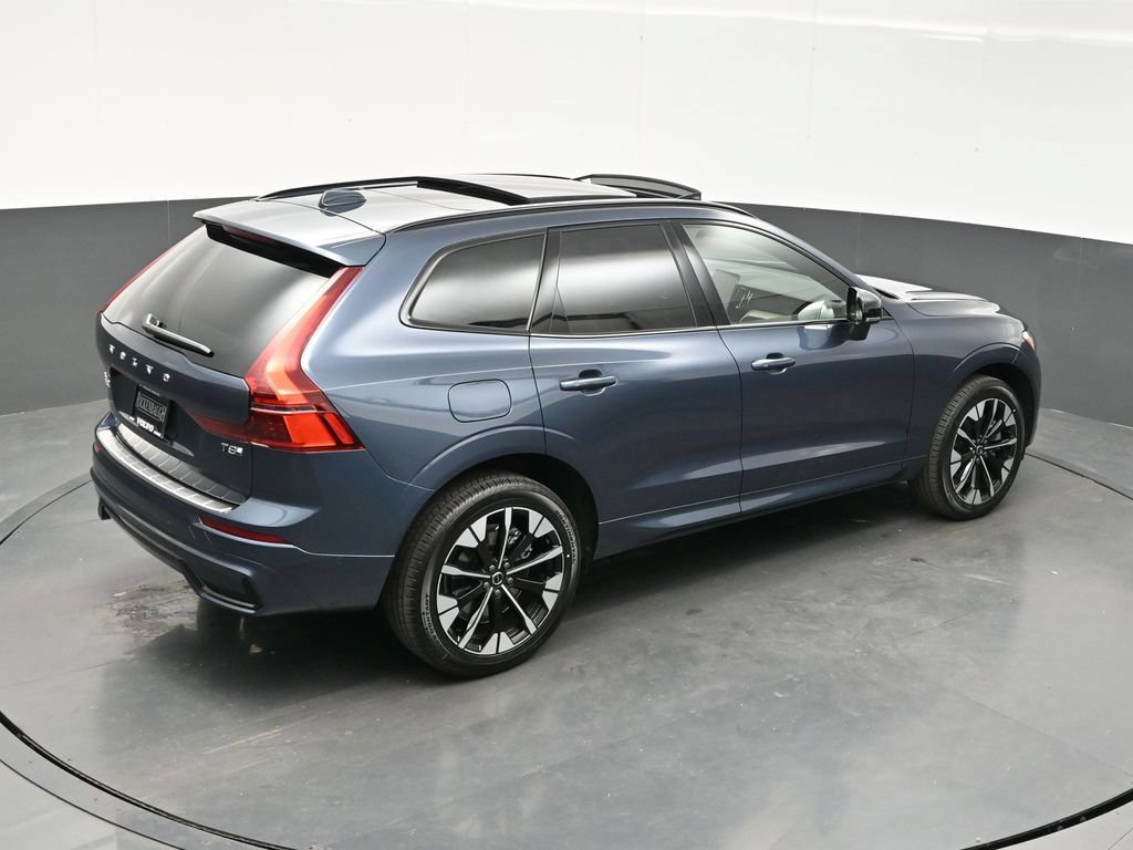 New 2026 Volvo XC60 T8 Plus w/ Climate Package AWD/4WD image 37