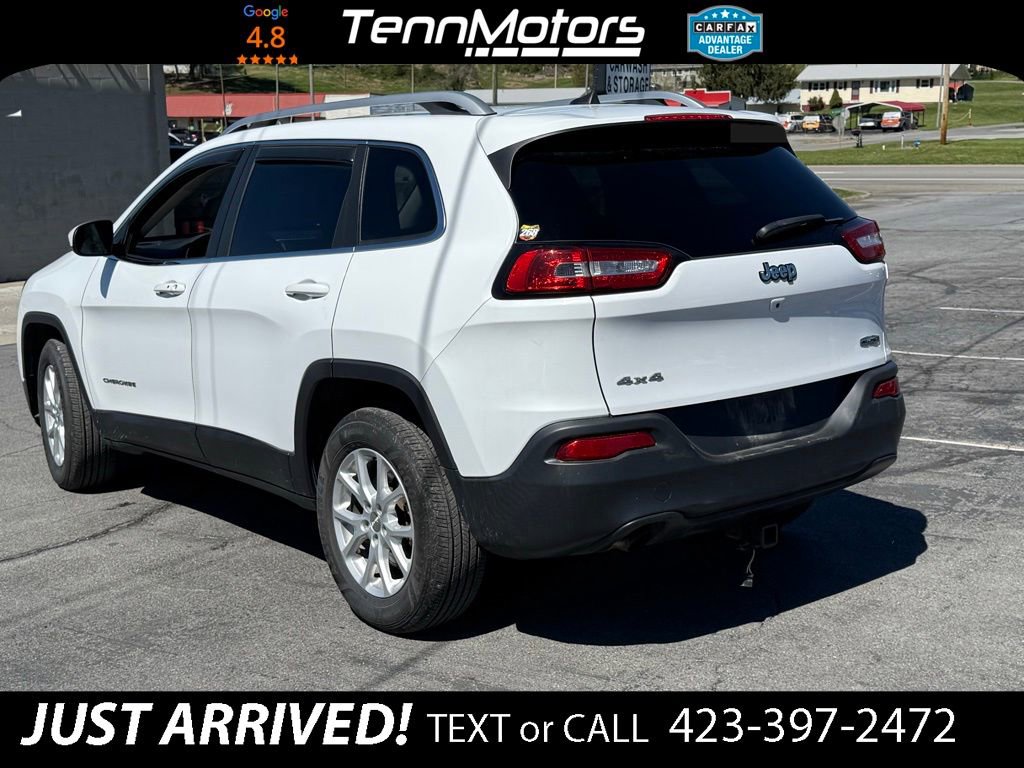 Used 2018 Jeep Cherokee Latitude Plus w/ Cold Weather Group image 7