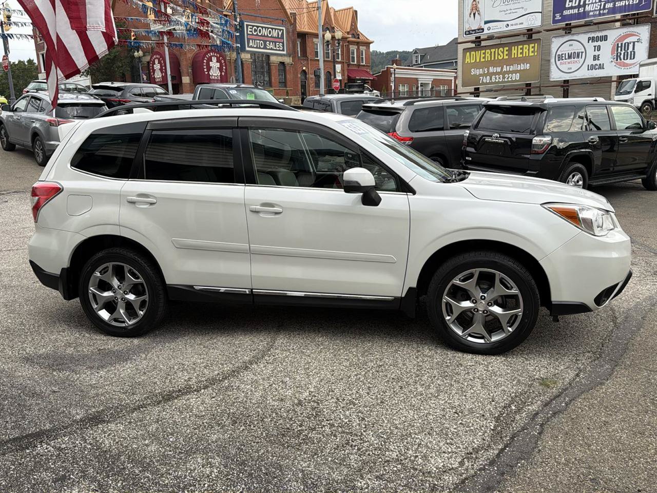 Used 2016 Subaru Forester 2.5i Touring AWD/4WD image 4