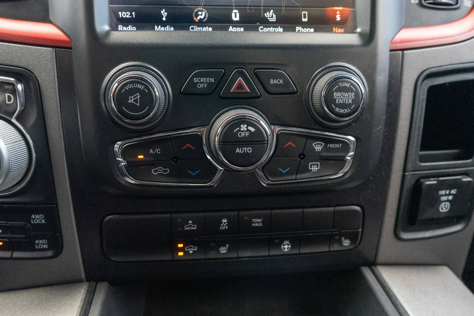 Used 2018 RAM 1500 Rebel w/ Luxury Group AWD/4WD image 20