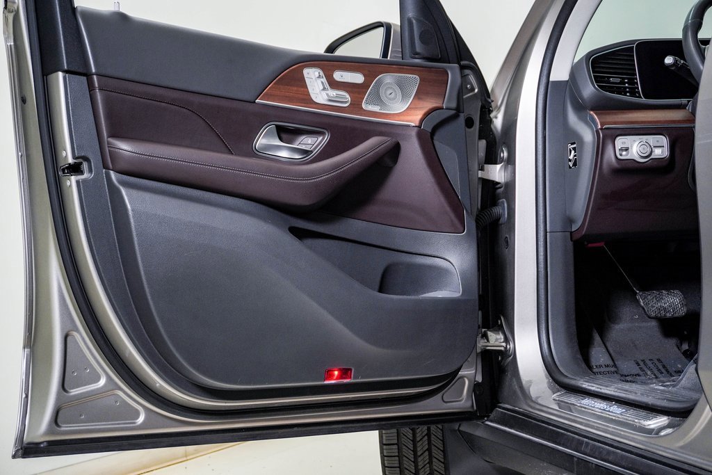 Used 2020 Mercedes-Benz GLE 450 4MATIC image 26