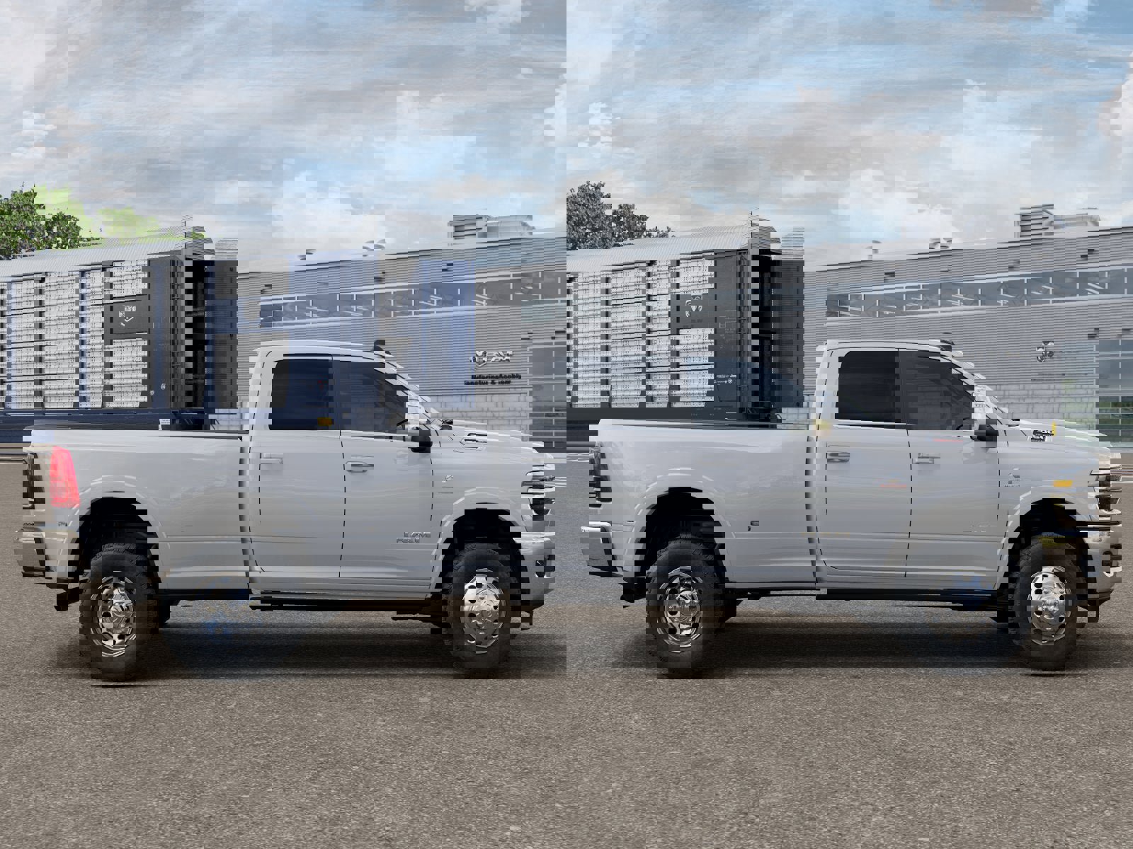 New 2026 RAM 3500 Longhorn image 12