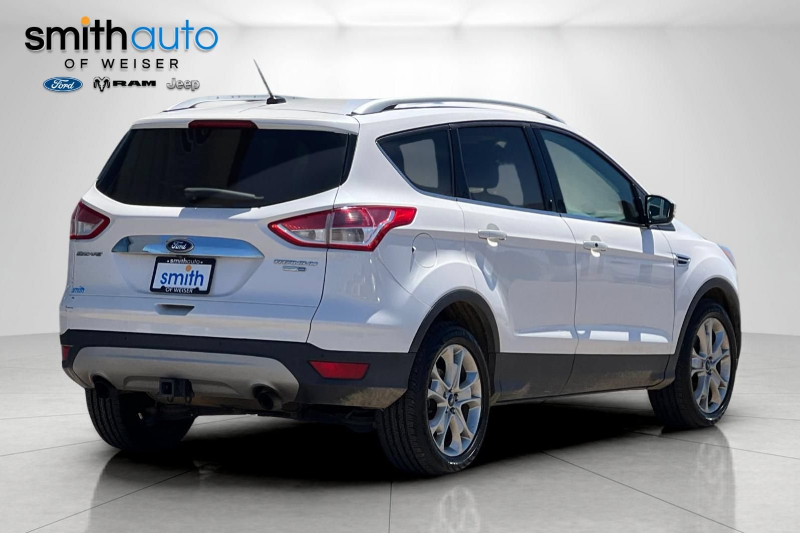Used 2014 Ford Escape Titanium w/ Equipment Group 401A AWD/4WD image 4